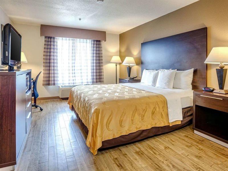 Quality Inn Near Six Flags Discovery Kingdom-Napa Valley Vallejo Exterior photo